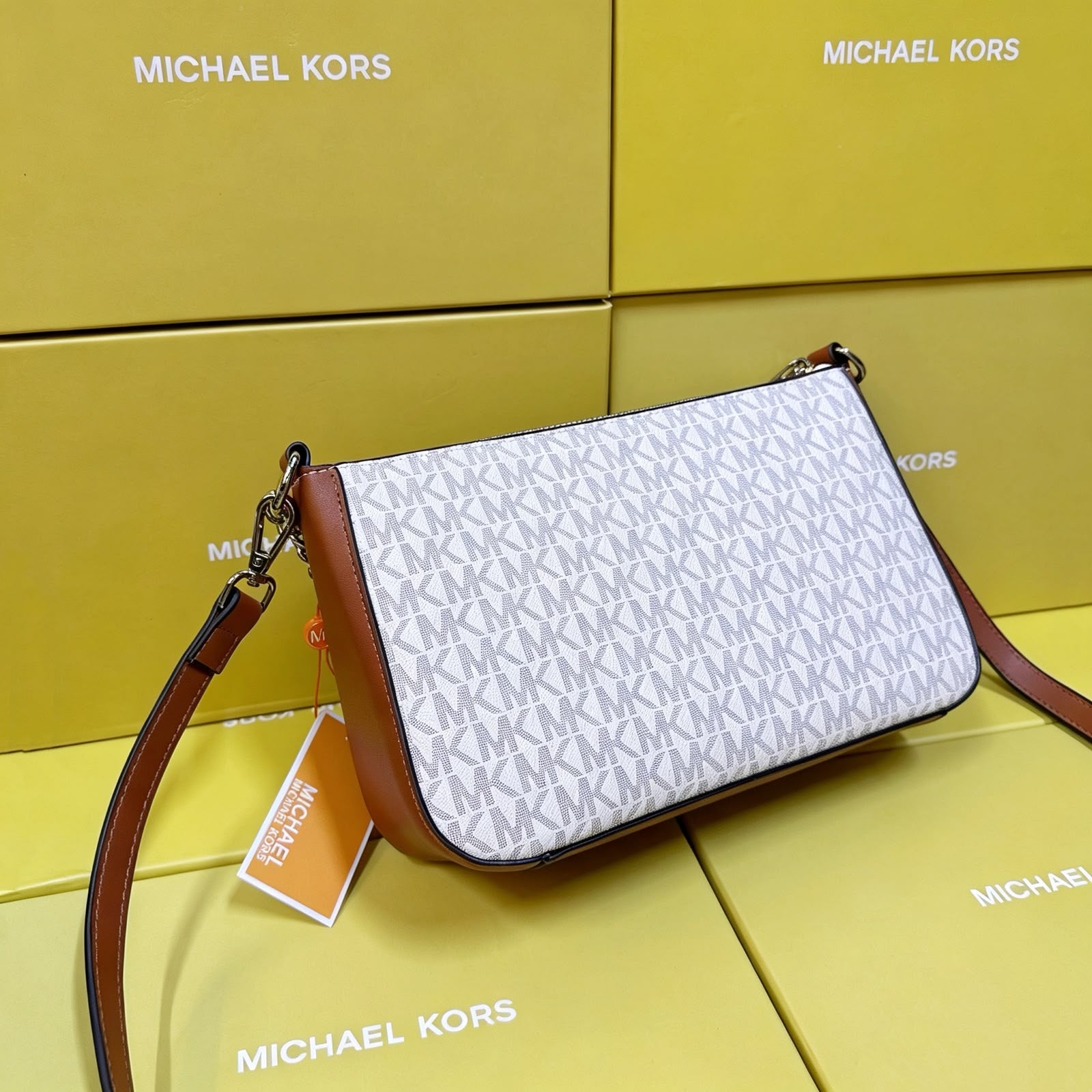 MICHAEL KORS Chain Strap Signature Shoulder Bag 25 cm