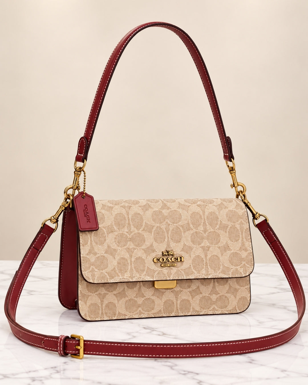 Coach Signature Shoulder Bag 26cm