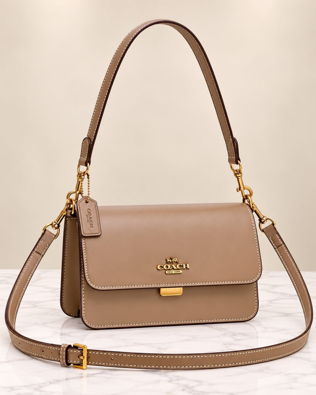 Coach Signature Shoulder Bag 26cm