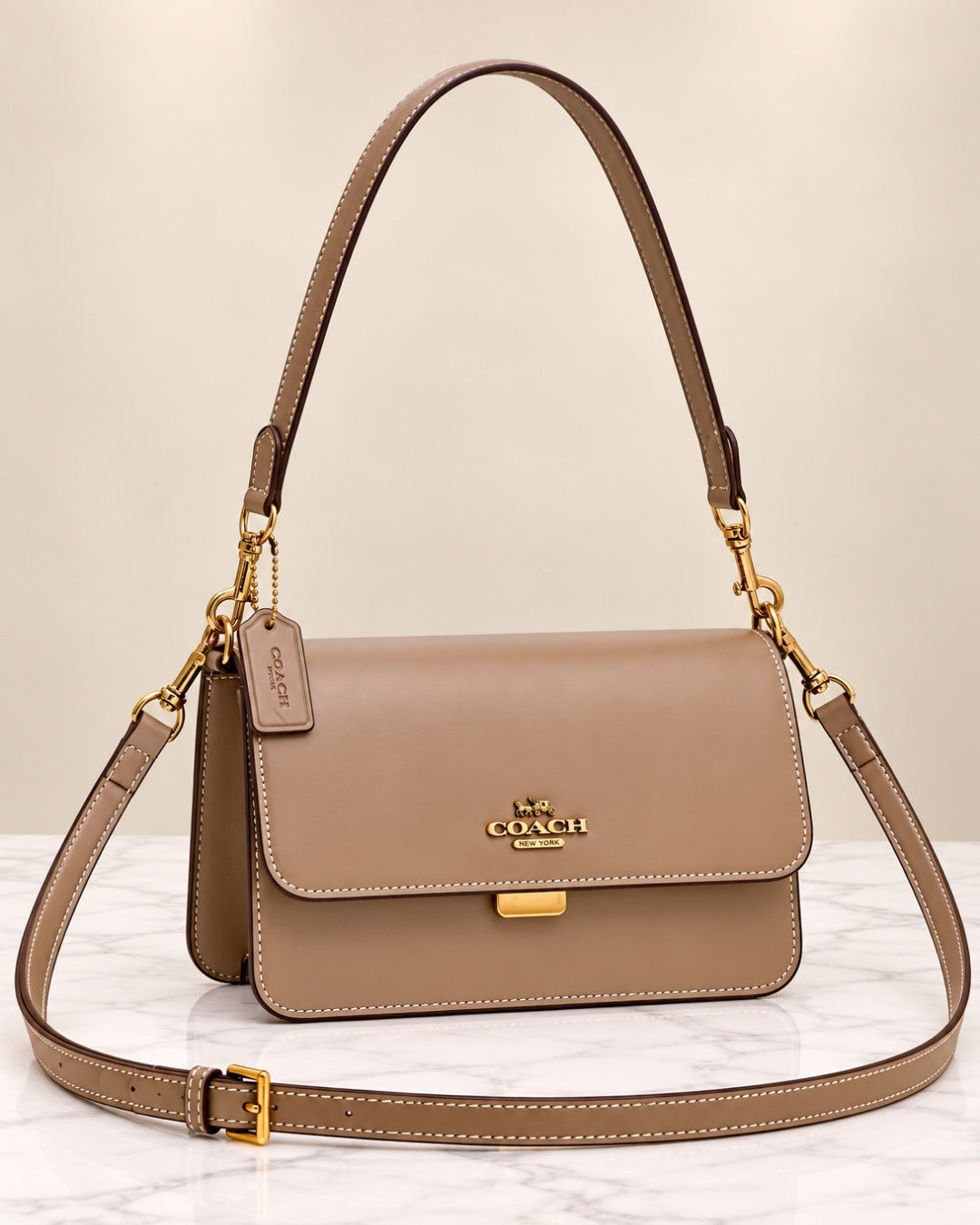 Coach Signature Shoulder Bag 26cm