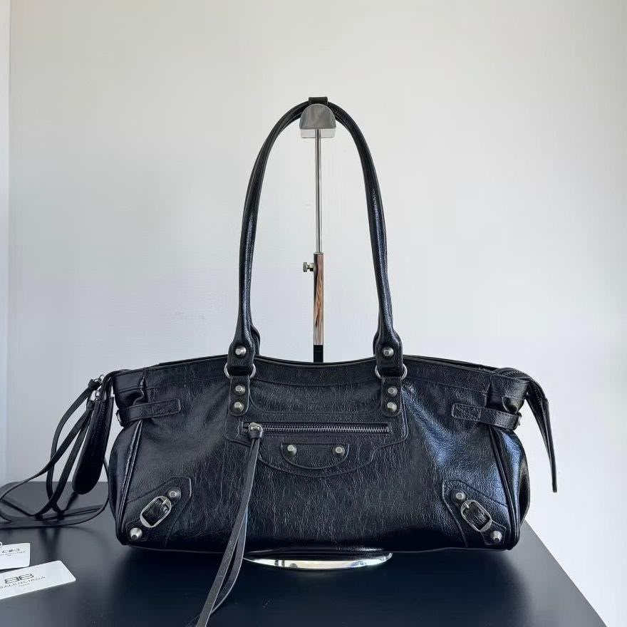 BALENCIAGA Studded Tote Bag 38 cm A+