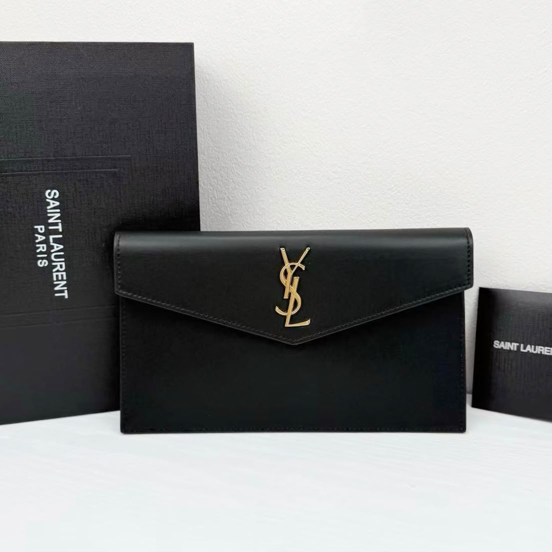 YSL Envelope Clutch Pouch 28 cm A+