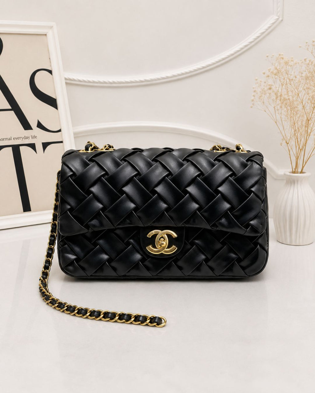 CHANEL Woven Shoulder Bag 25 cm A+
