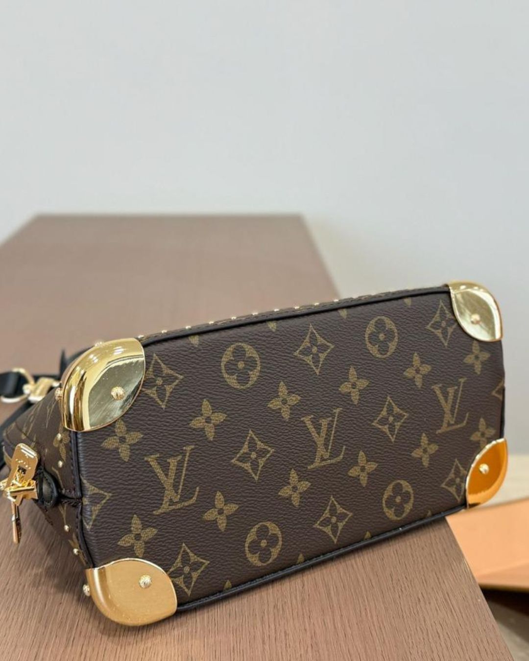 LV Alma 23 cm A+