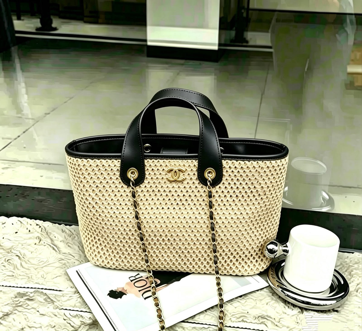 CHANEL Straw-Effect Tote 40 cm