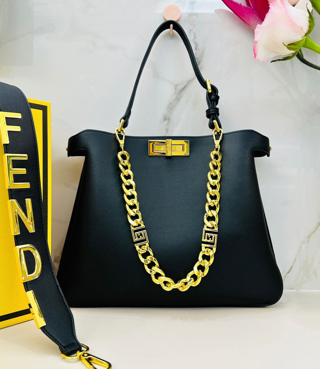 FENDI Peekaboo Style Chain Handbag 33cm A+