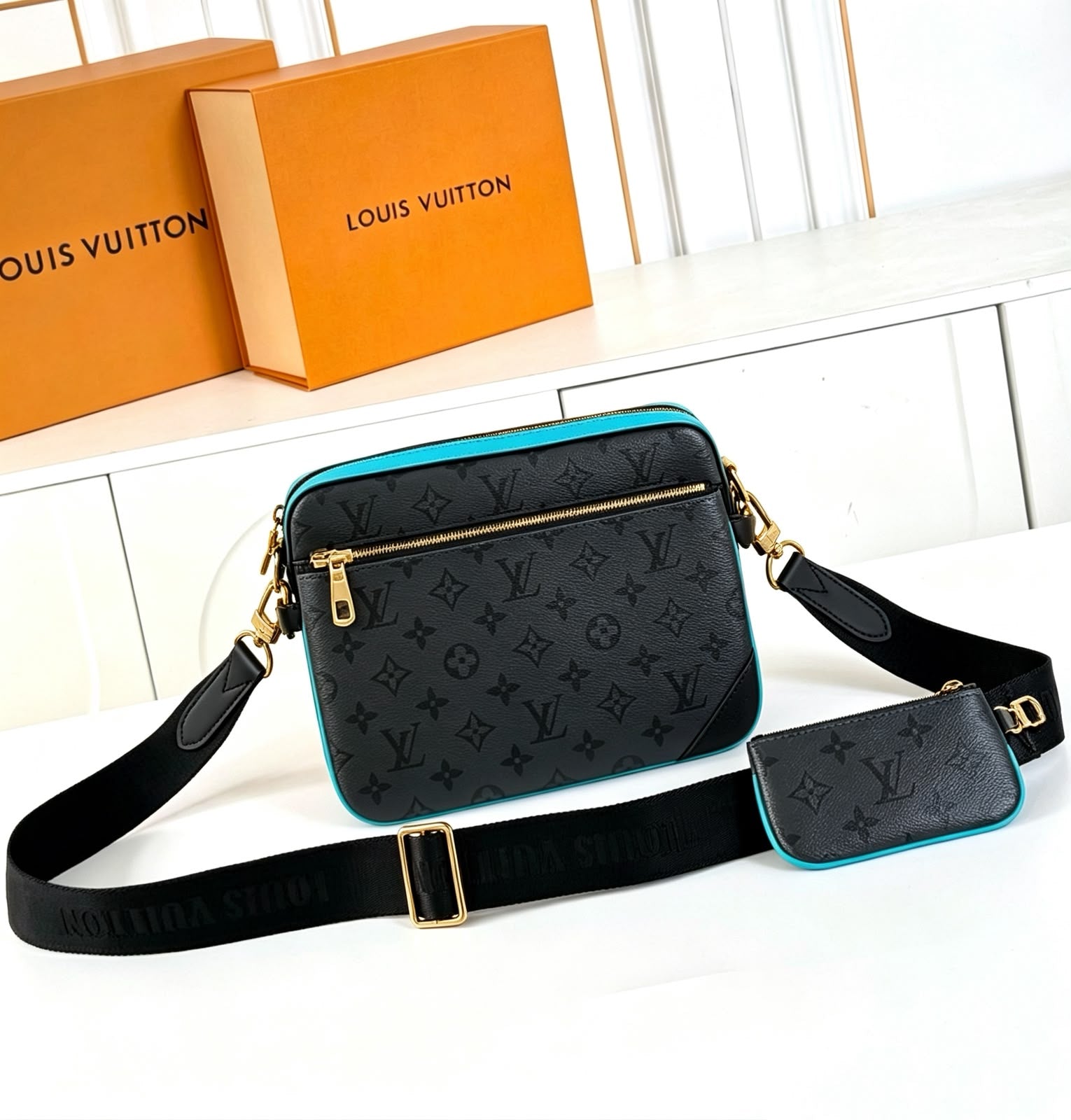 LV Sling Bag 25 cm