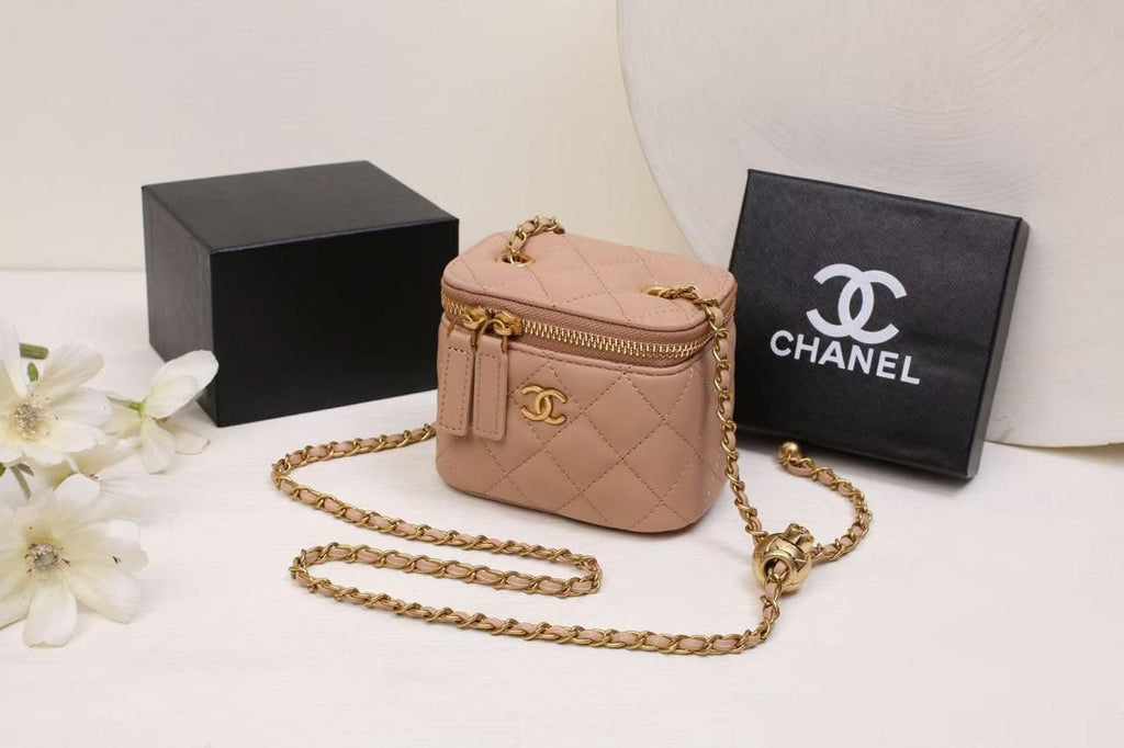 CHANEL Mini Vanity Crossbody Bag 12cm
