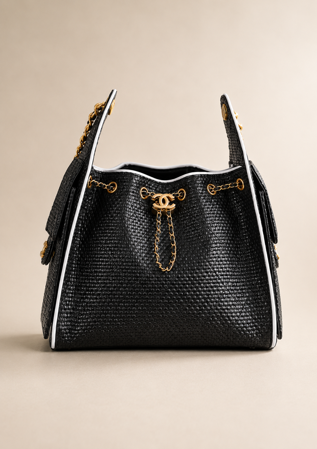 CHANEL Drawstring Bag — 26 cm Without Box