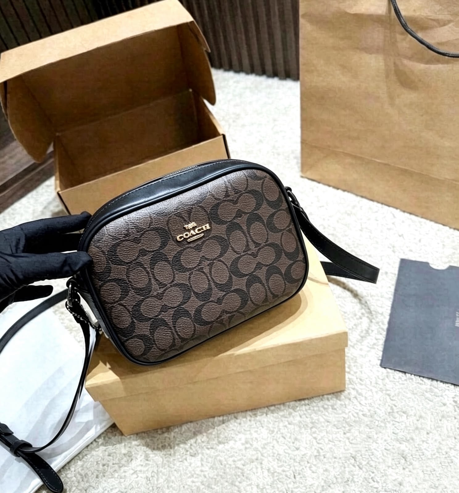 COACH Signature Crossbody Bag 20cm