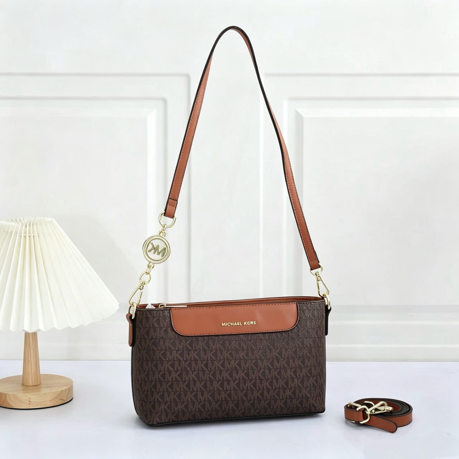 MICHAEL KORS Signature Crossbody Bag 25 cm