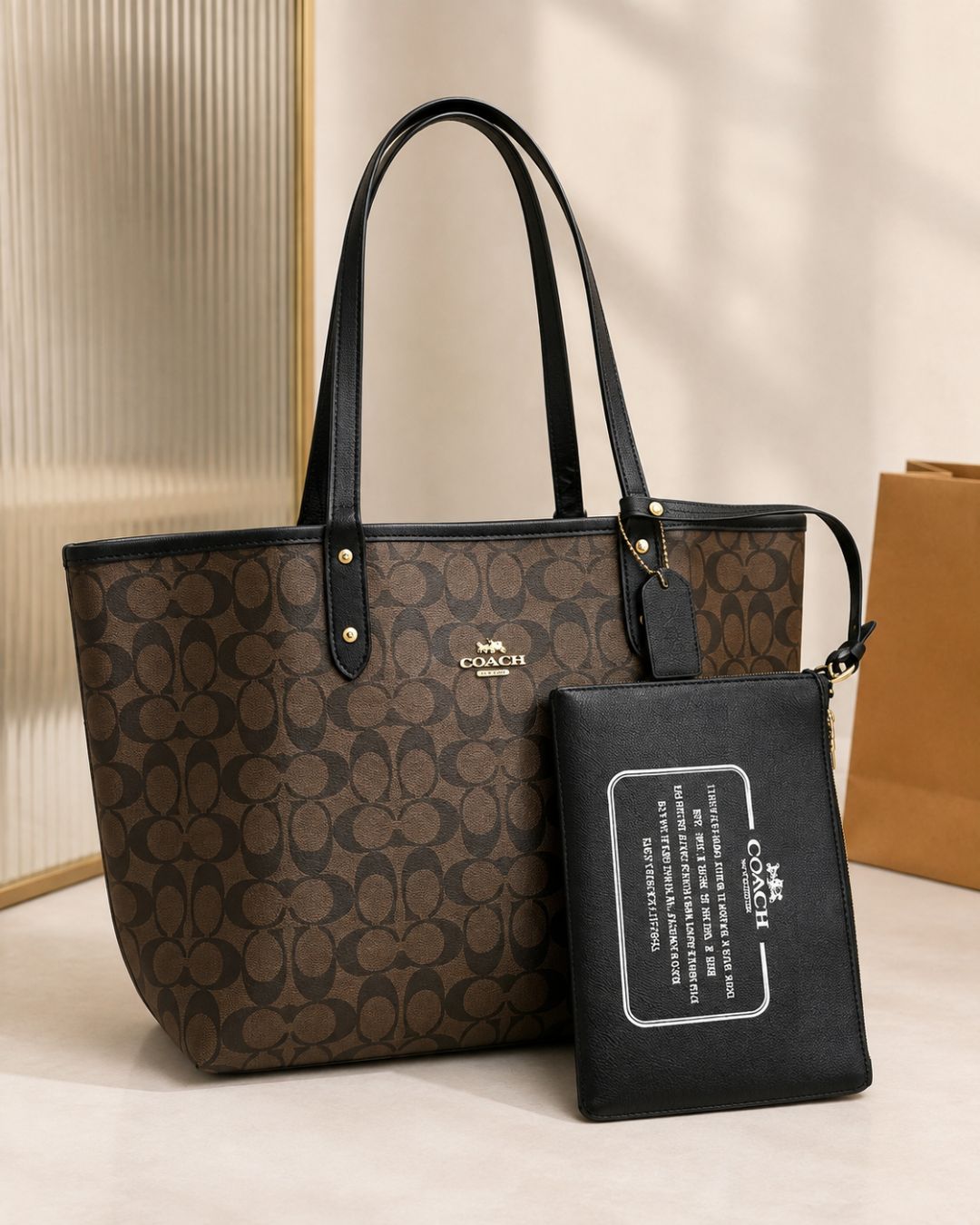 COACH Signature Tote with Pouch 43 cm