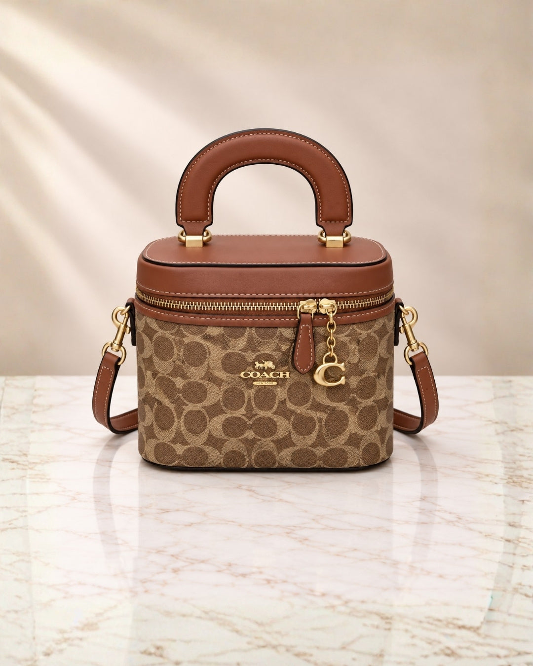 COACH Vanity Bag 19cm