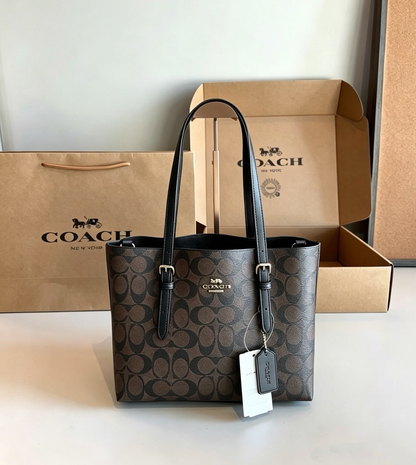 COACH Signature Tote 28 cm With Box
