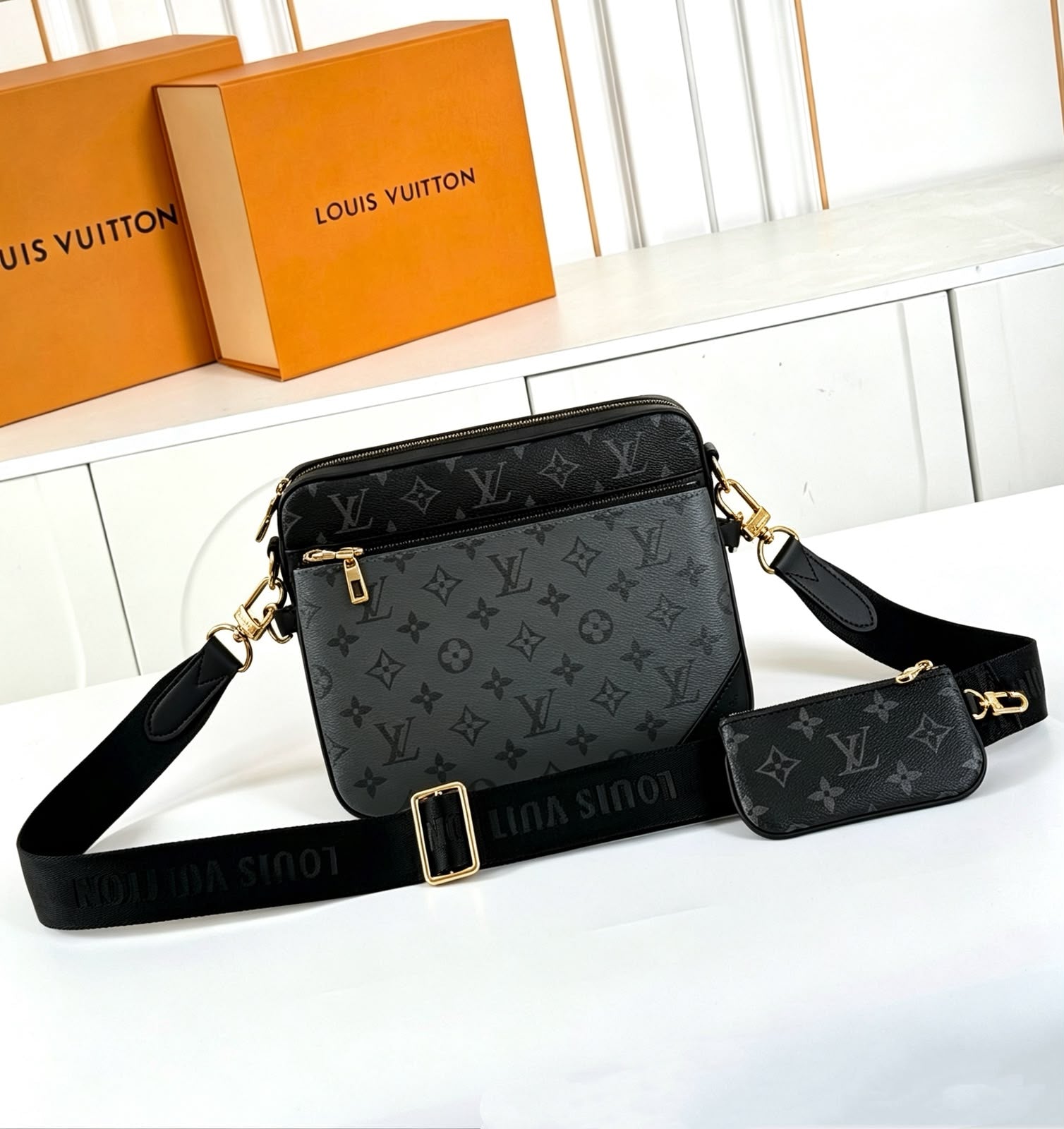 LV Sling Bag 25 cm