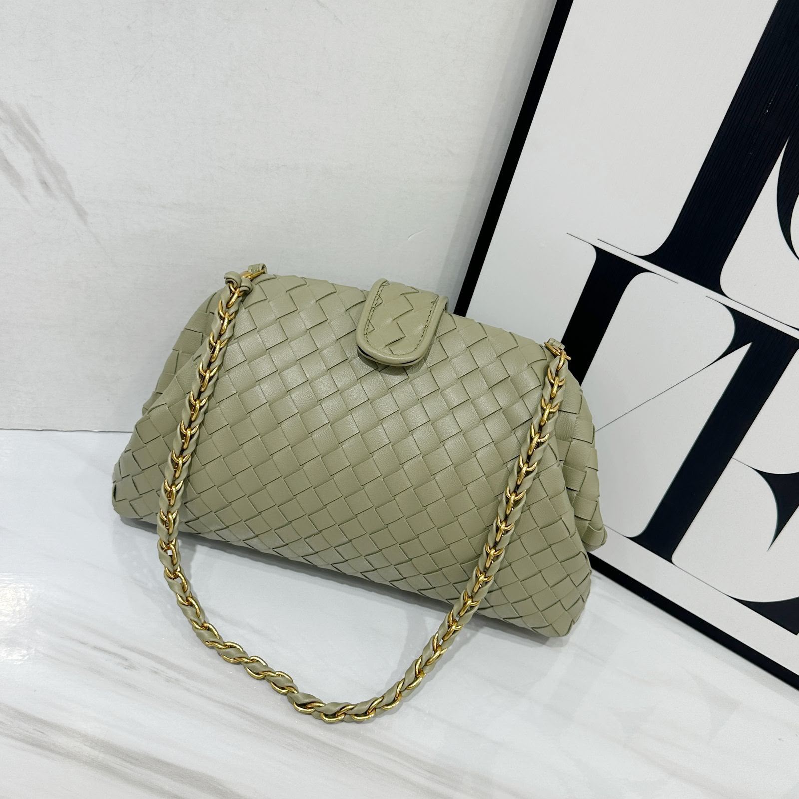 BOTTEGA VENETA Intrecciato Chain Bag — 30 cm | 7 Colors A+