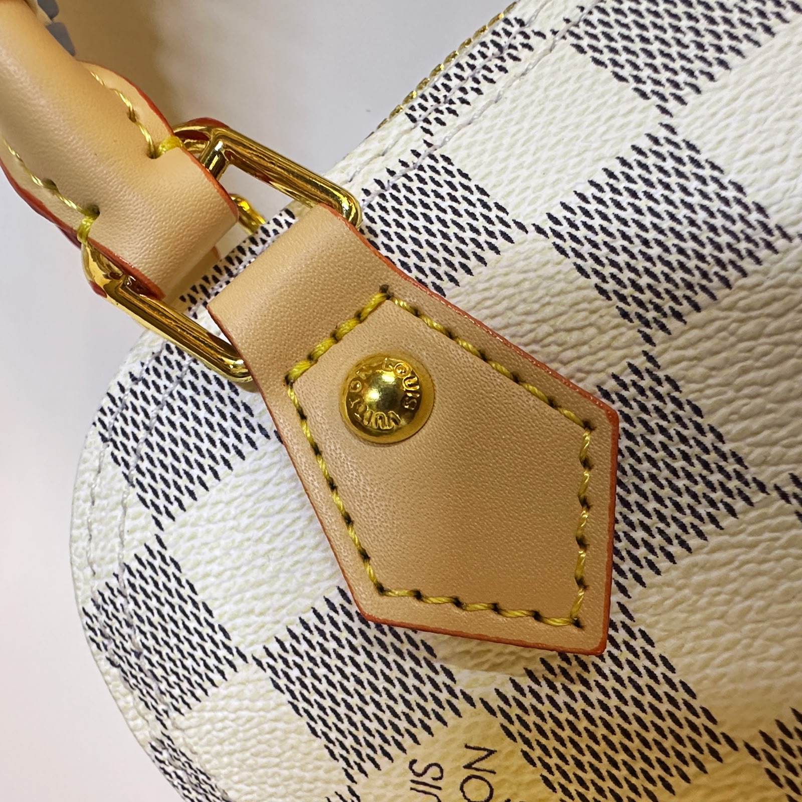 LV ALMA MINI 17cm ماستر