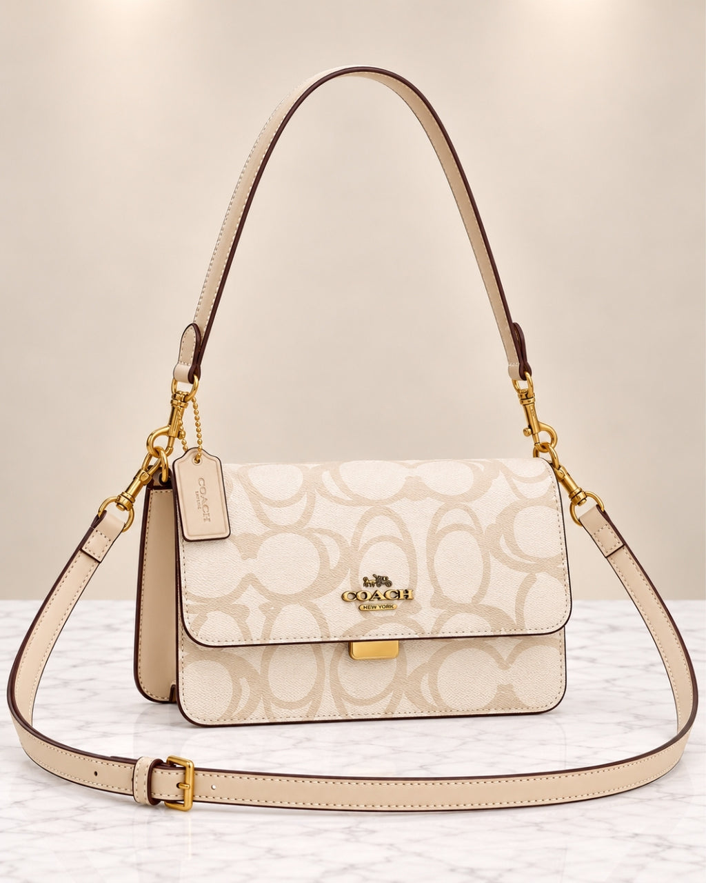 Coach Signature Shoulder Bag 26cm