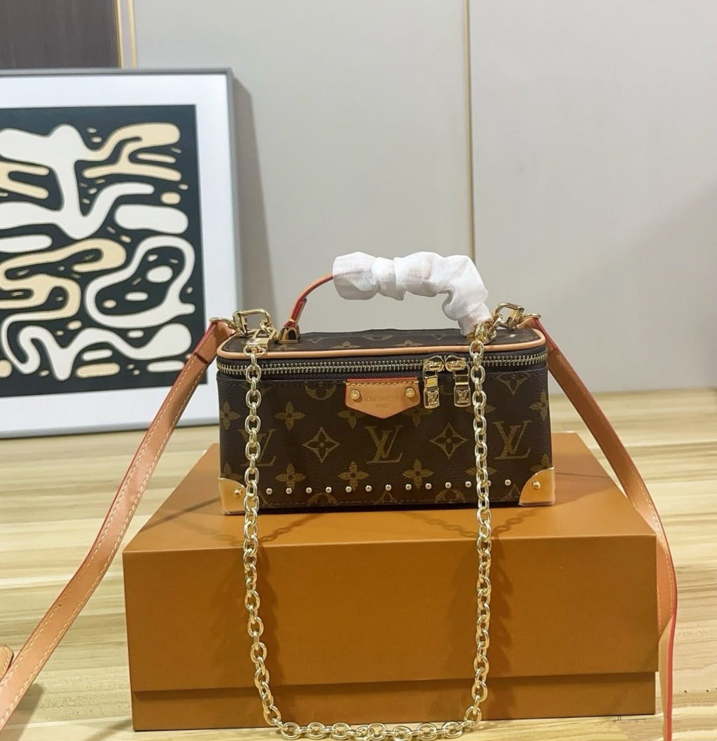 LV Vanity Trunk Bag 20cm A+