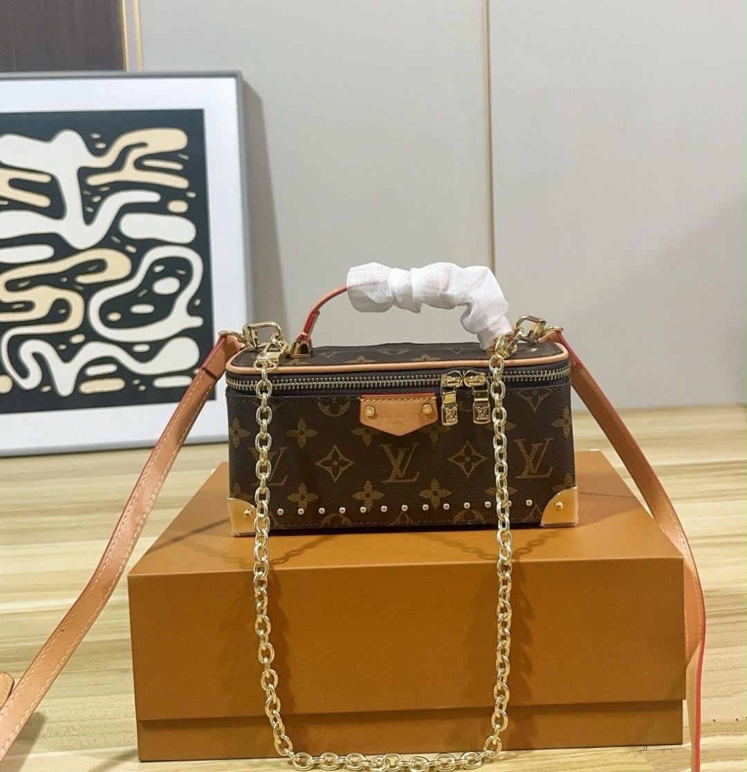 LV Vanity Trunk Bag 20cm A+