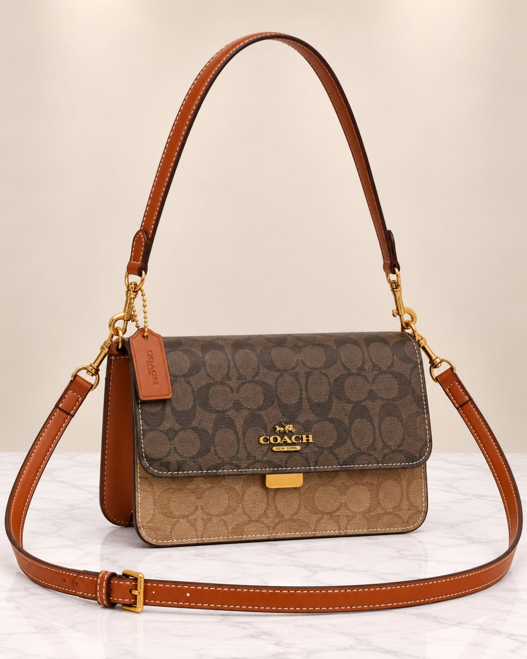 Coach Signature Shoulder Bag 26cm
