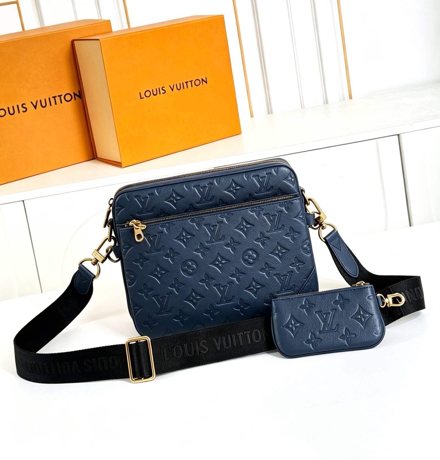 LV Sling Bag 25 cm