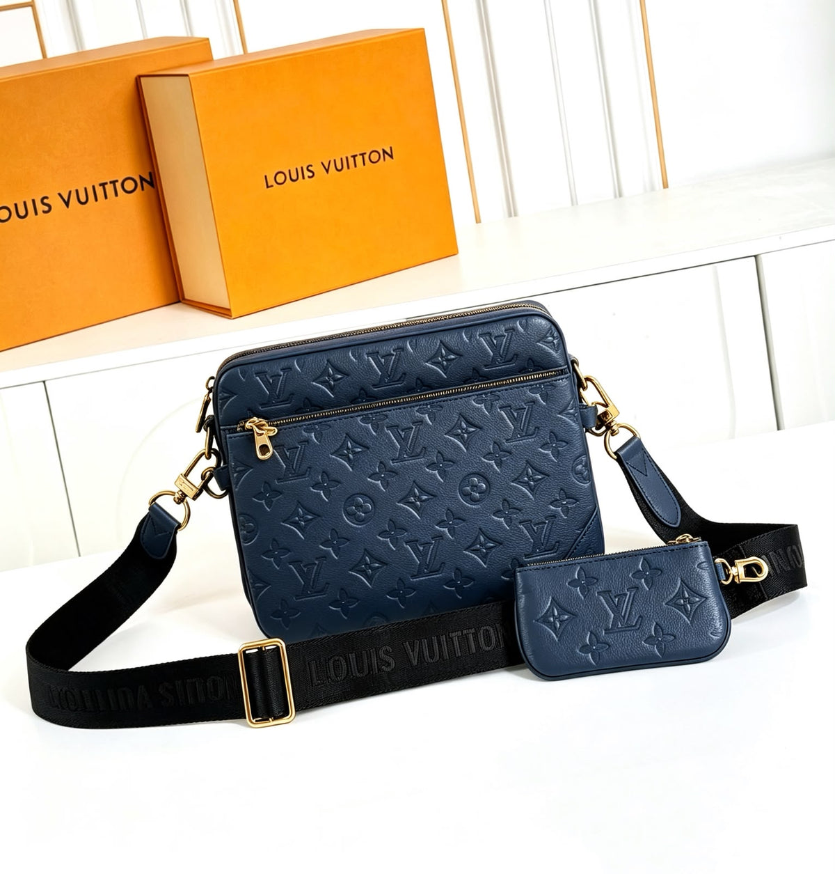 LV Sling Bag 25 cm