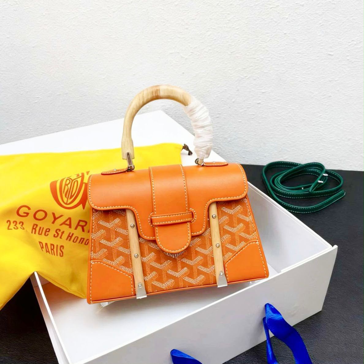 GOYARD Top Handle Bag 21 cm