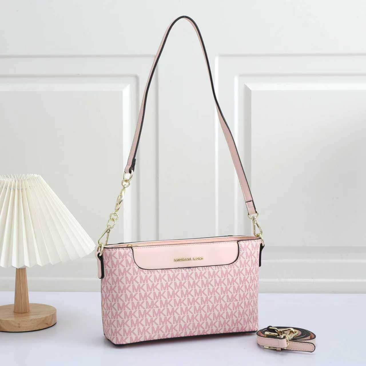MICHAEL KORS Signature Crossbody Bag 25 cm