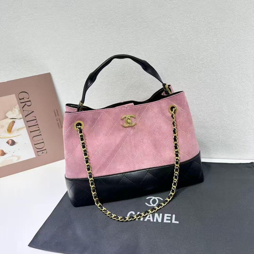 CHANEL Two-Tone Hobo Bag 35 cm