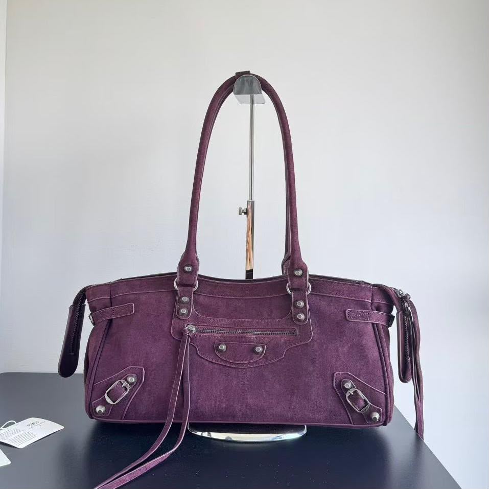 BALENCIAGA Studded Tote Bag 38 cm A+