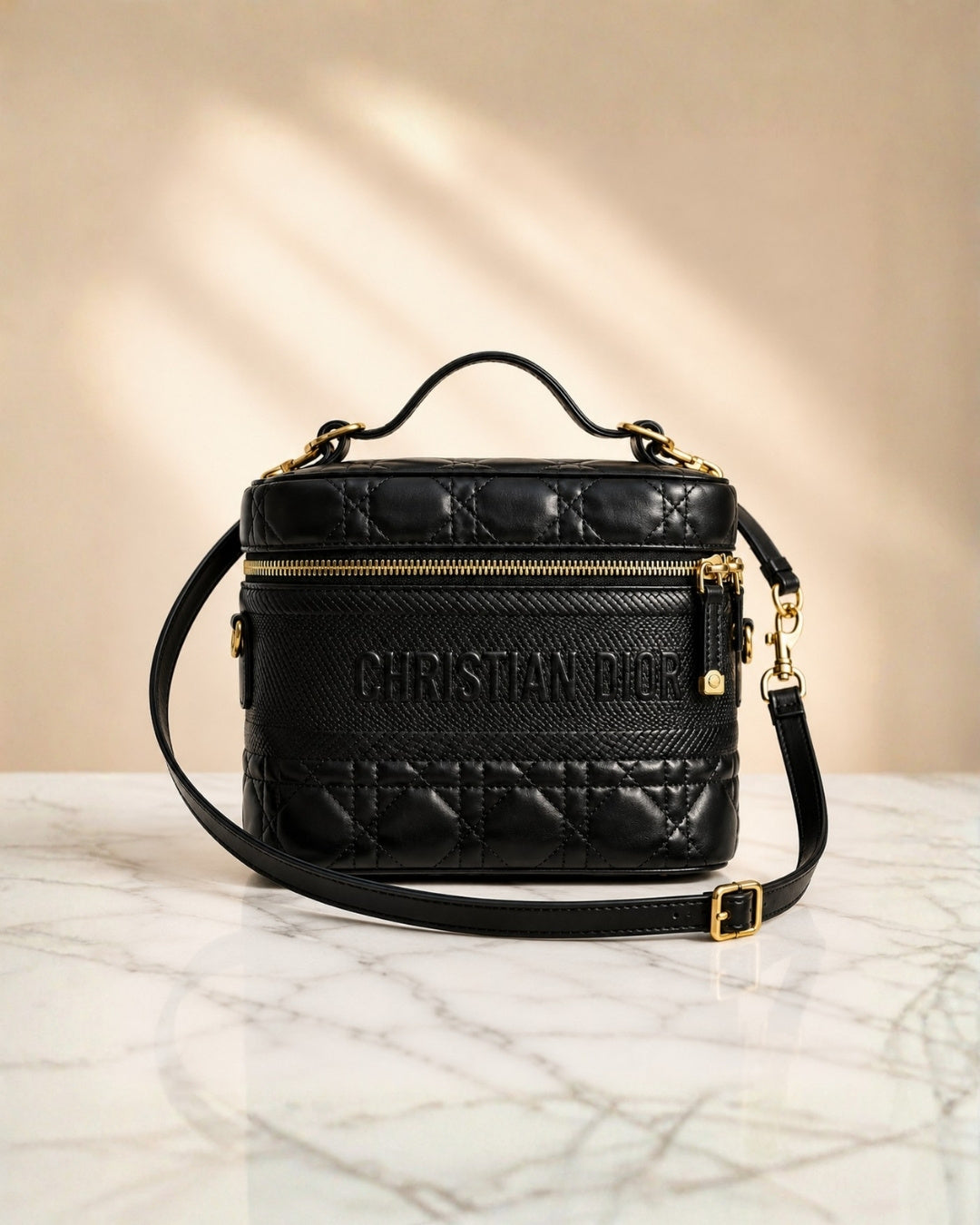 DIOR Vanity Bag 18 cm