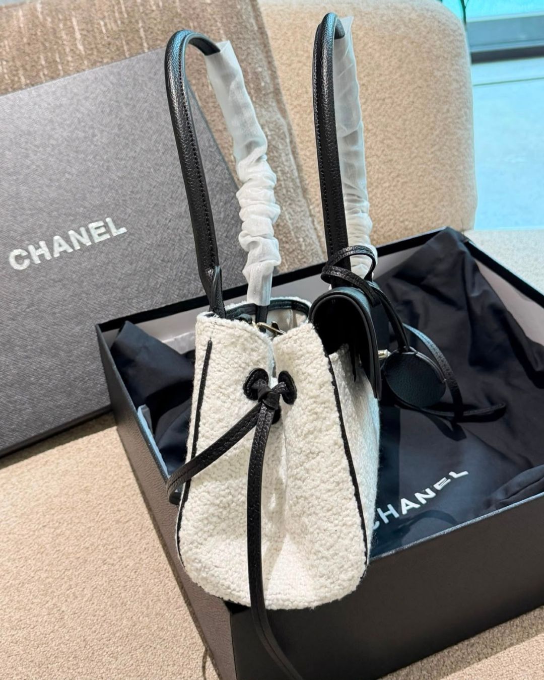 CHANEL Two-Tone Flap Bag 32 cm A+