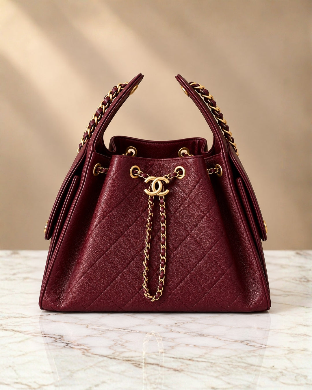 CHANEL 25 Bag Grainy Surface