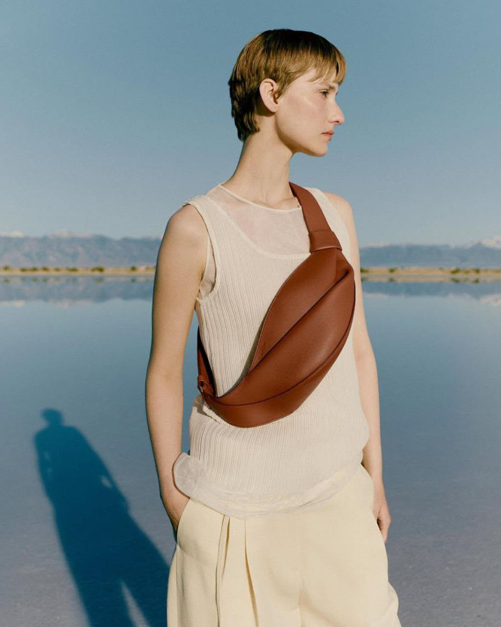 POLÈNE Crescent Sling Crossbody Bag 20cm A+