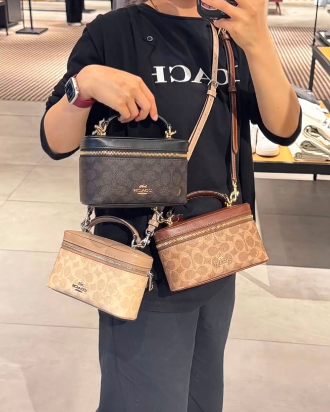COACH Vanity Bag 19cm