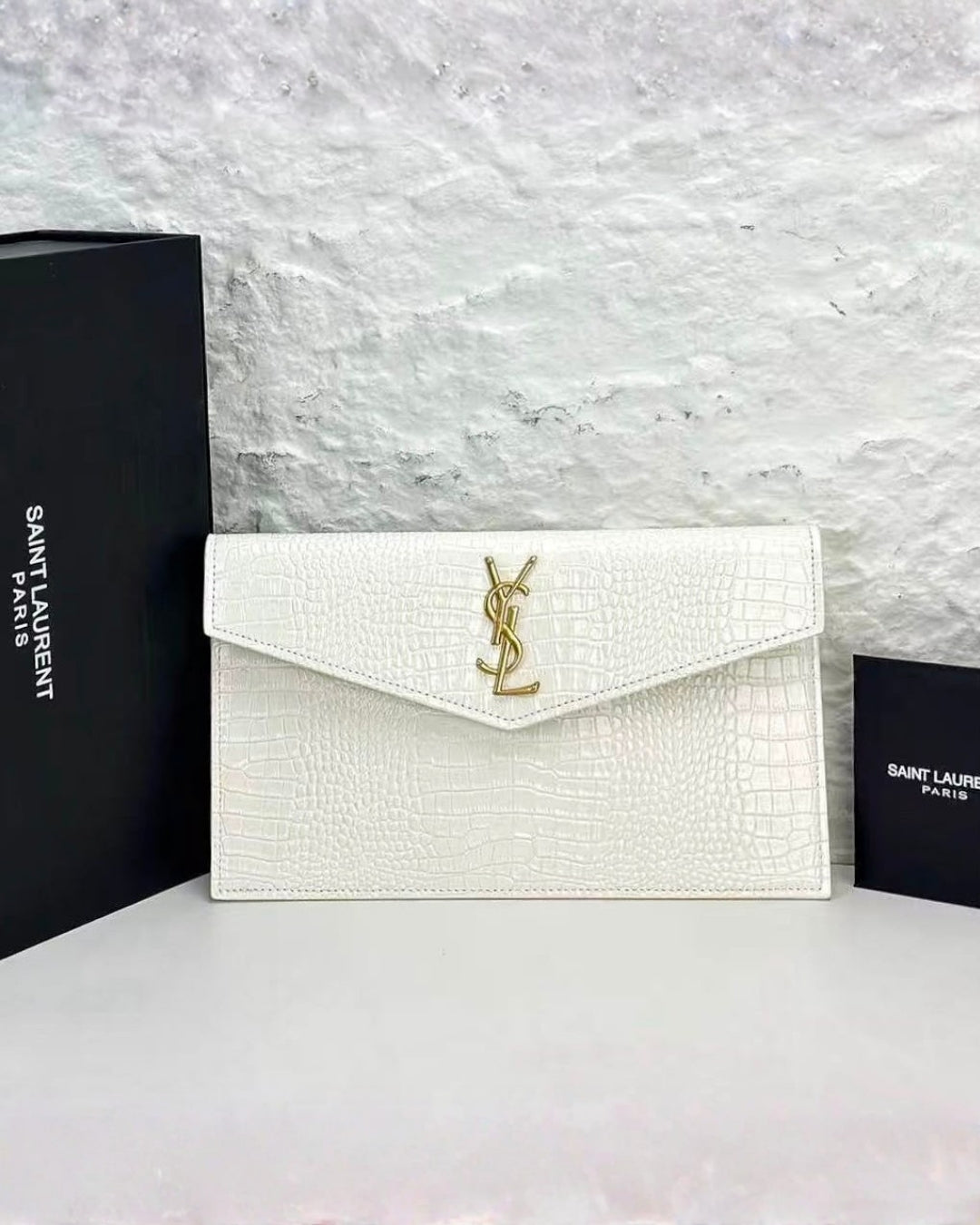 YSL Envelope Clutch Pouch 28 cm A+