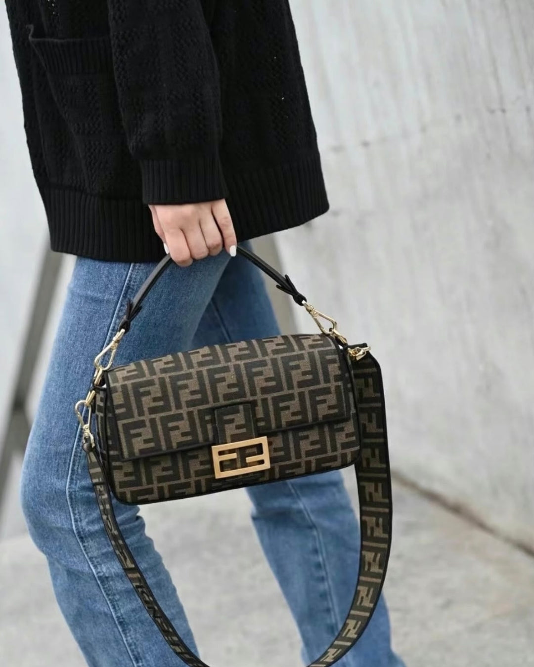FENDI Baguette Shoulder Bag 29cm