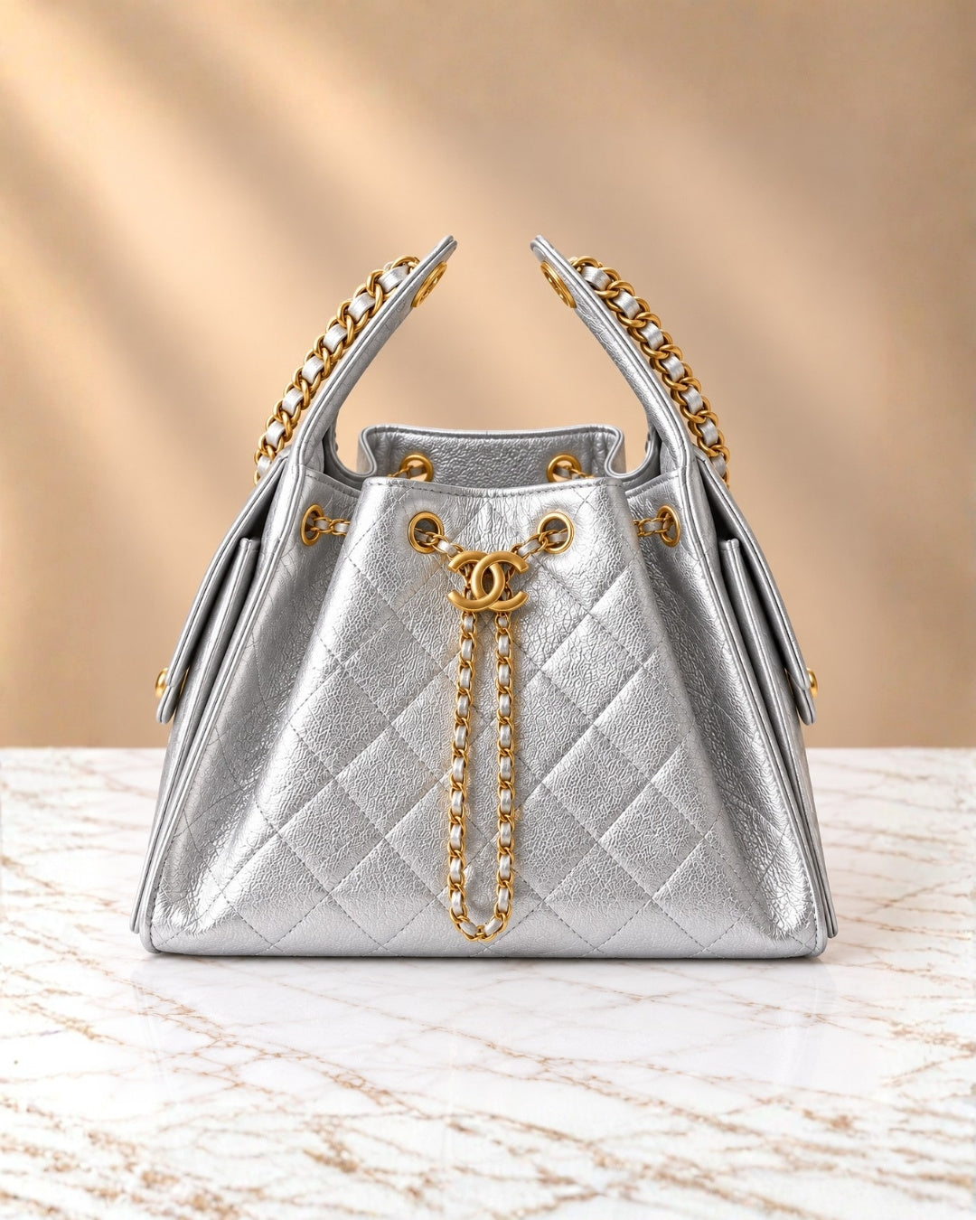 CHANEL 25 Bag Grainy Surface