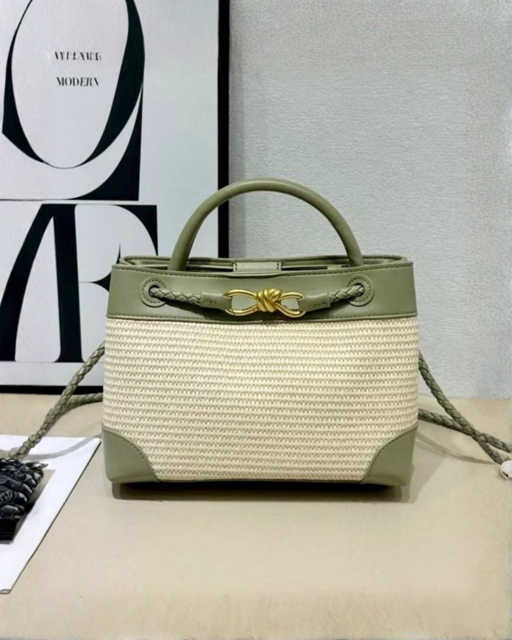 BOTTEGA Woven Structured Top Handle Shoulder Bag 25cm