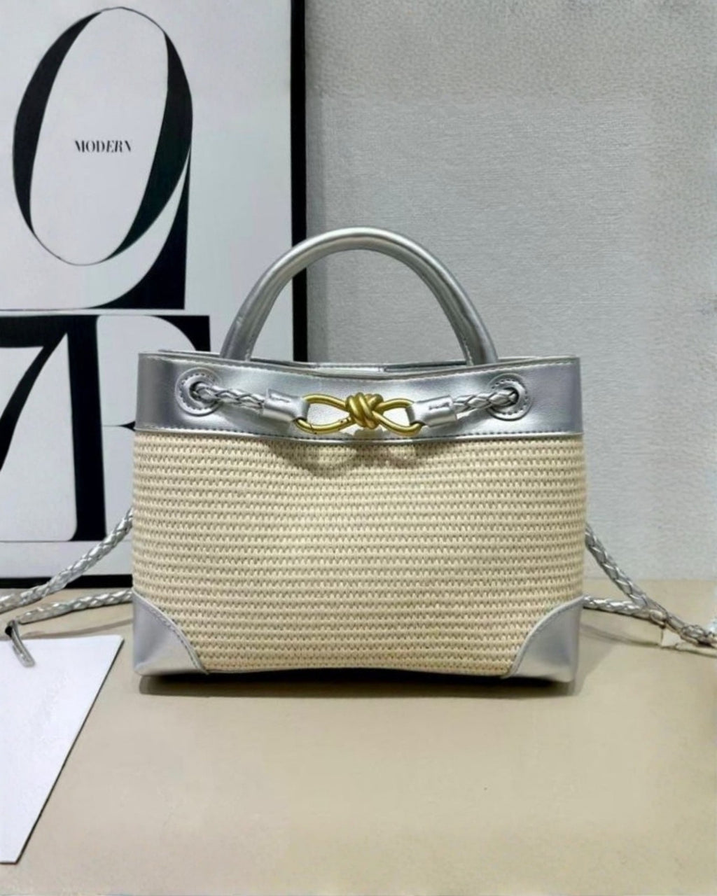 BOTTEGA Woven Structured Top Handle Shoulder Bag 25cm