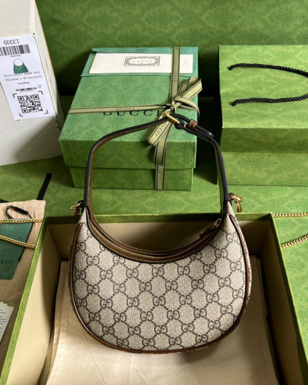 GUCCU GG Half Moon Mini Bag 22cm