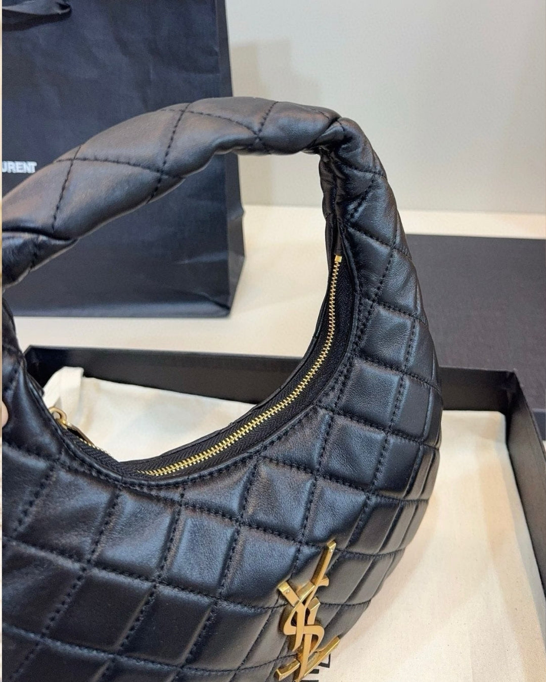YSL Hobo Bag Small 24cm A+
