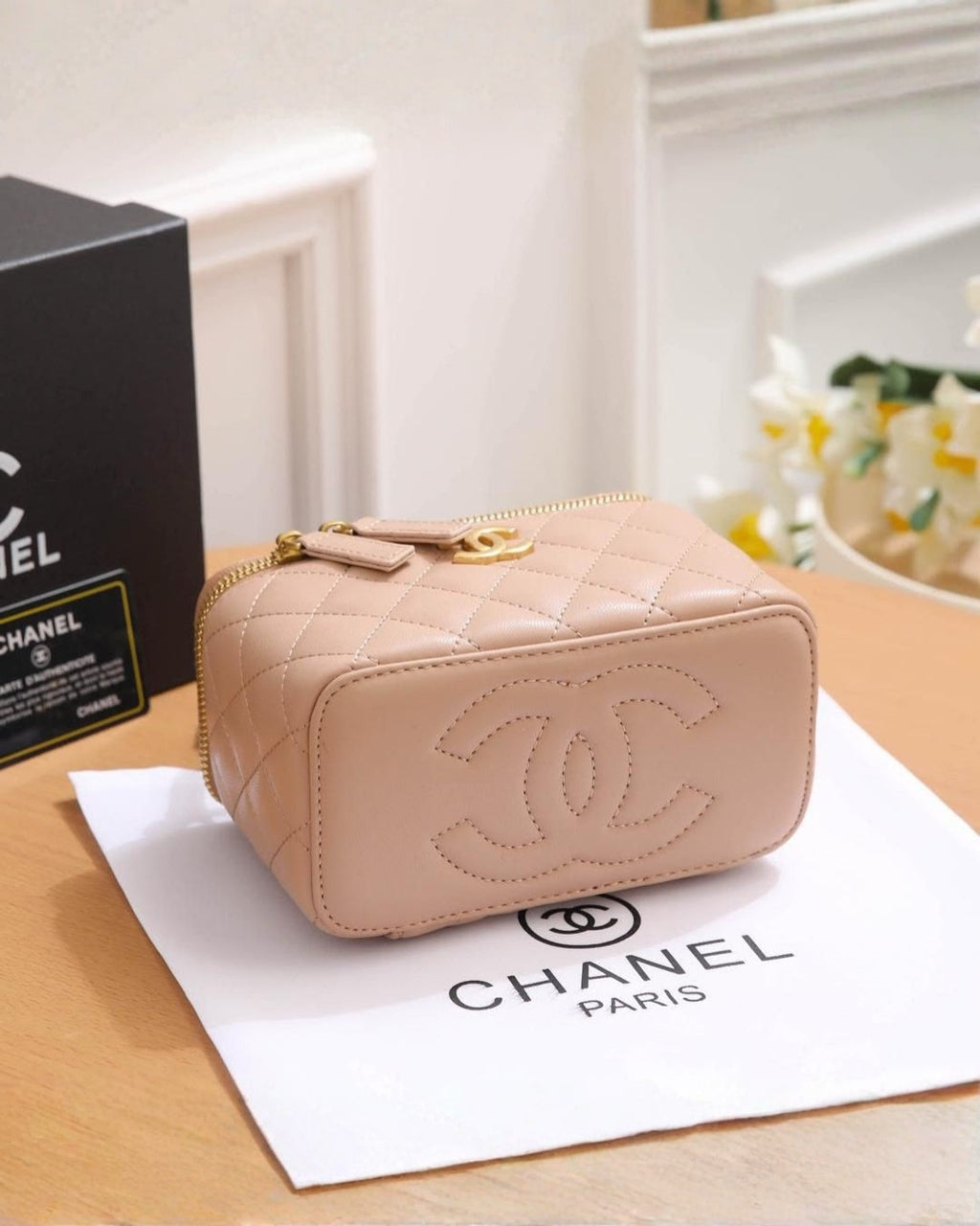 CHANEL Quilted Vanity Top Handle Bag 18cm