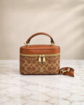 COACH Vanity Bag 19cm