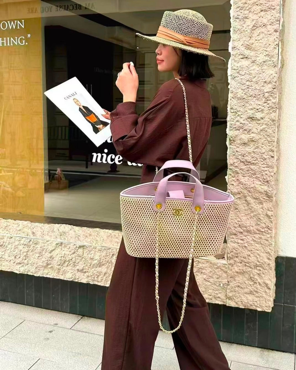 CHANEL Straw-Effect Tote 40 cm