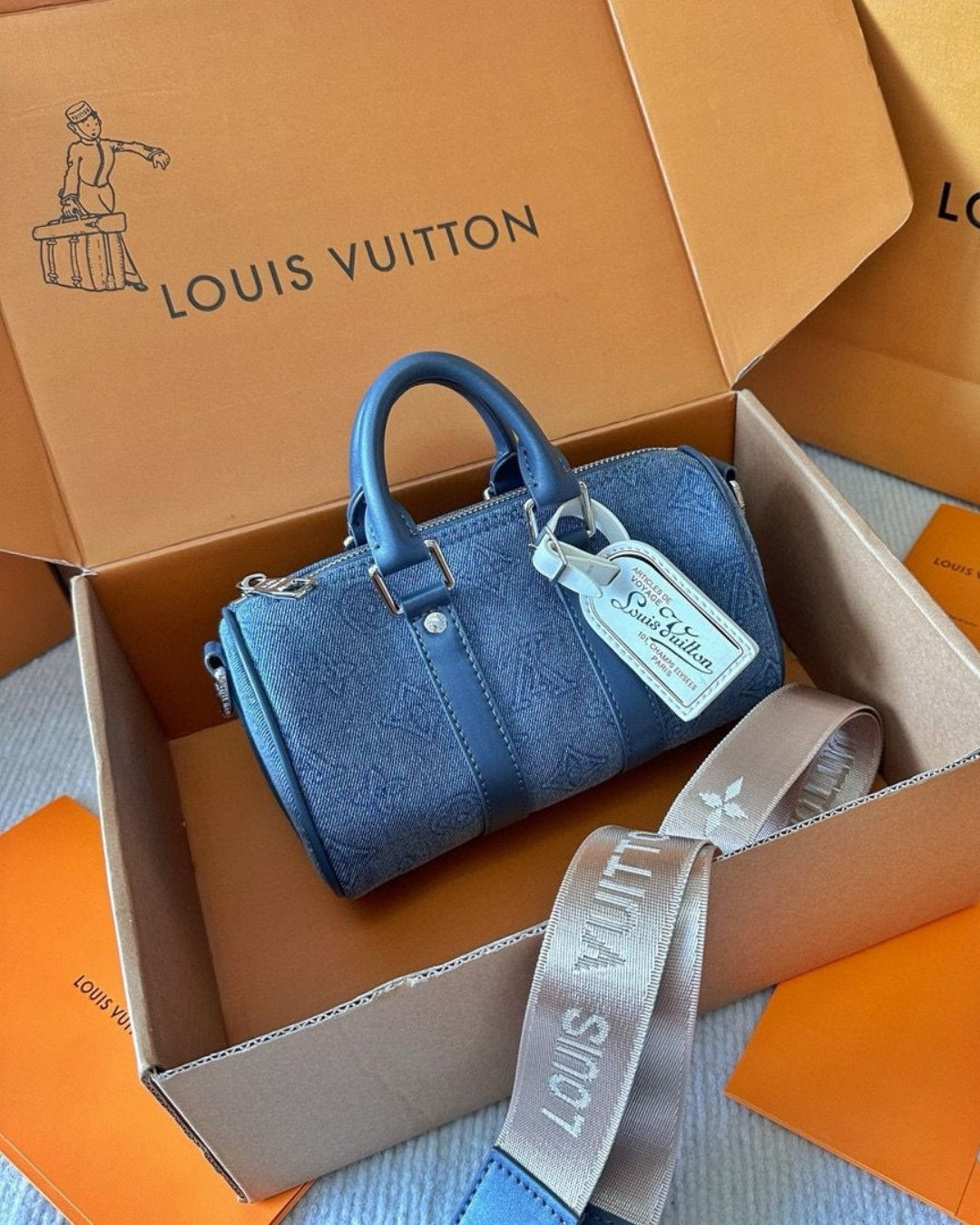 LV Mini Boston Bag 20cm