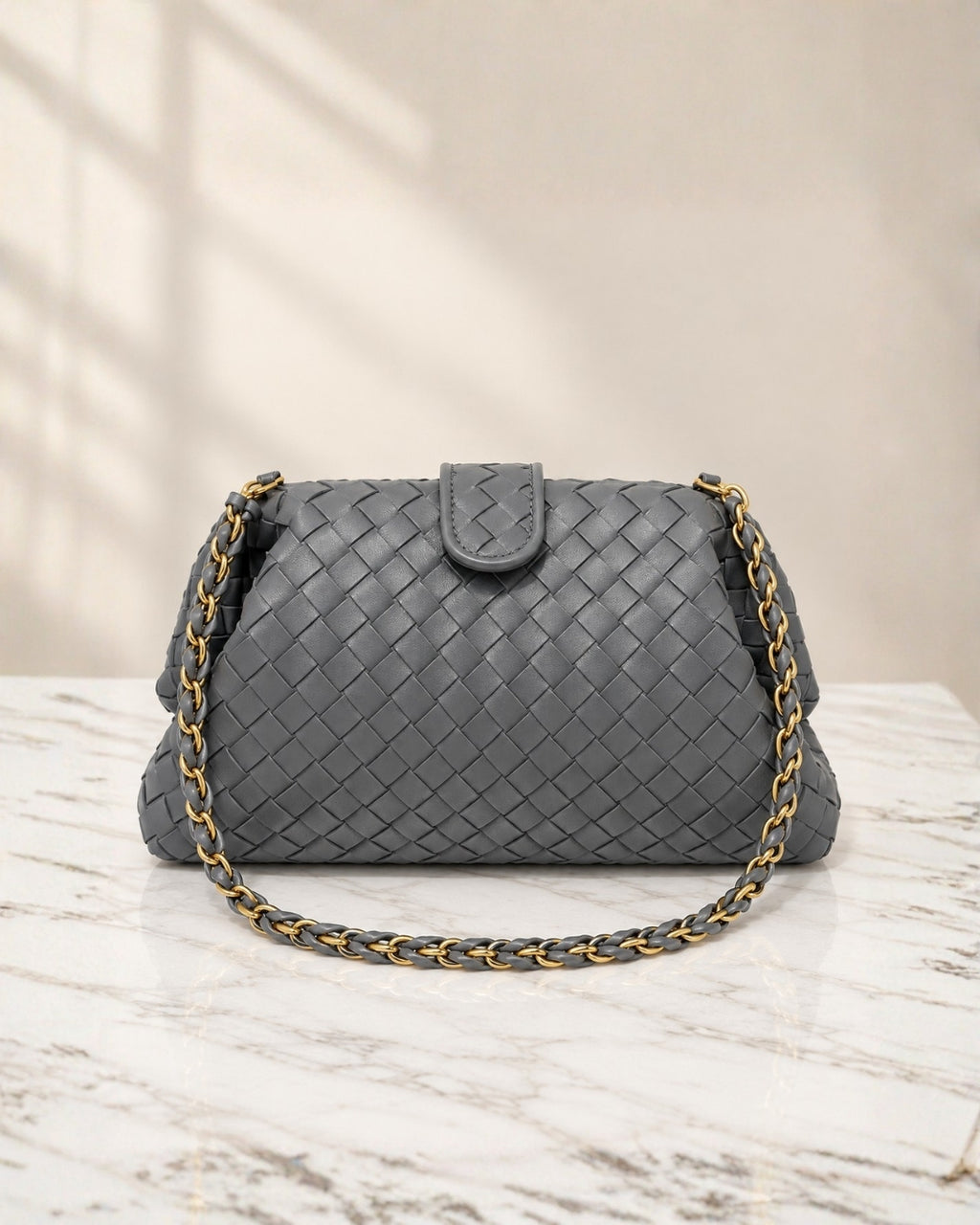 BOTTEGA Woven Clutch Bag 30 cm A+