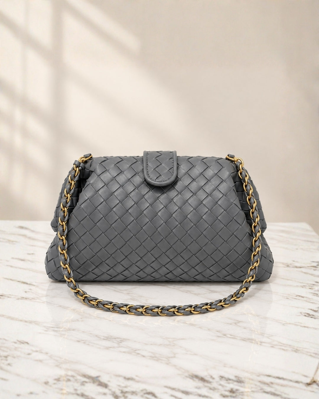 BOTTEGA Woven Clutch Bag 30 cm A+