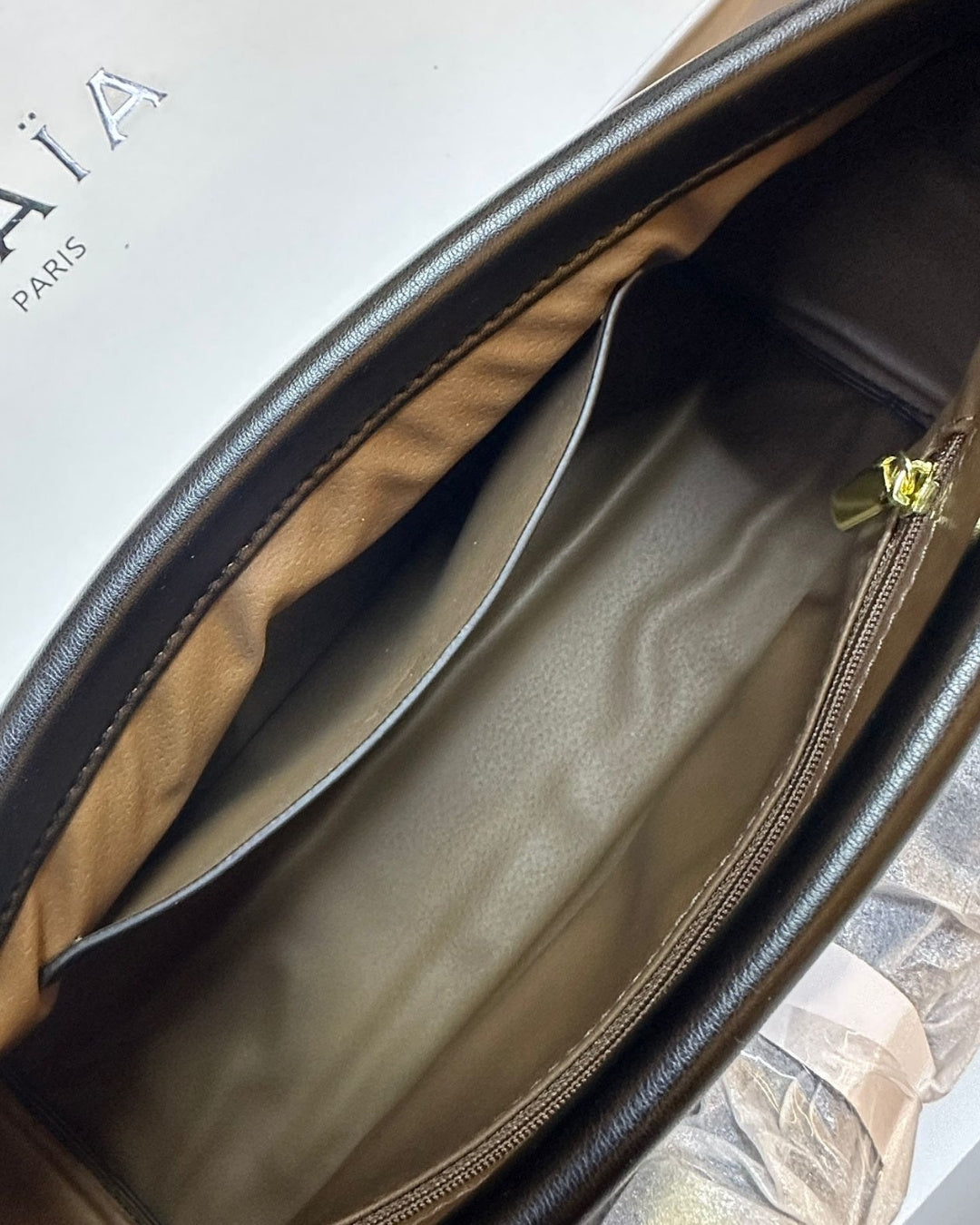 Alaïa Le Teckel Shoulder Bag 30cm A+